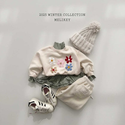 [PRE-ORDER] Buckle Floral Sweatshirts