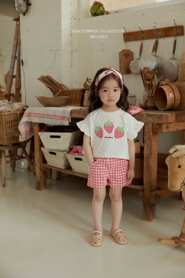 [PRE-ORDER] Check Heart Shorts