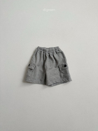 [PRE-ORDER] City Cargo Shorts