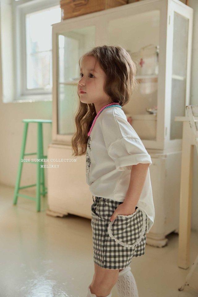 [PRE-ORDER] Check Heart Shorts