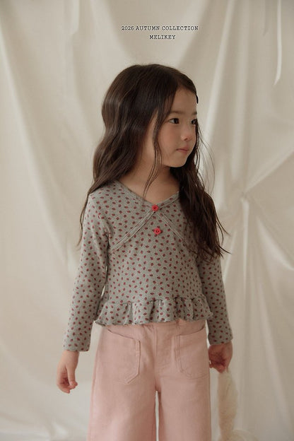 [PRE-ORDER] Mini Strawberry T-Shirts