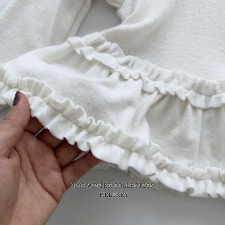 [PRE-ORDER] Tu Tu Frill Turtleneck T-Shirts