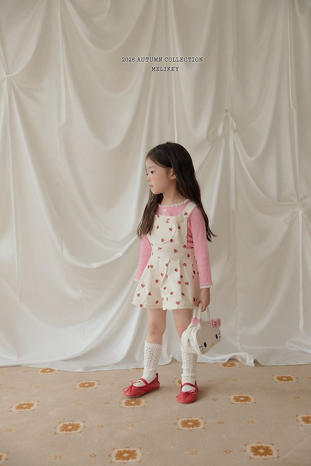 [PRE-ORDER] Strawberry Heart Overalls