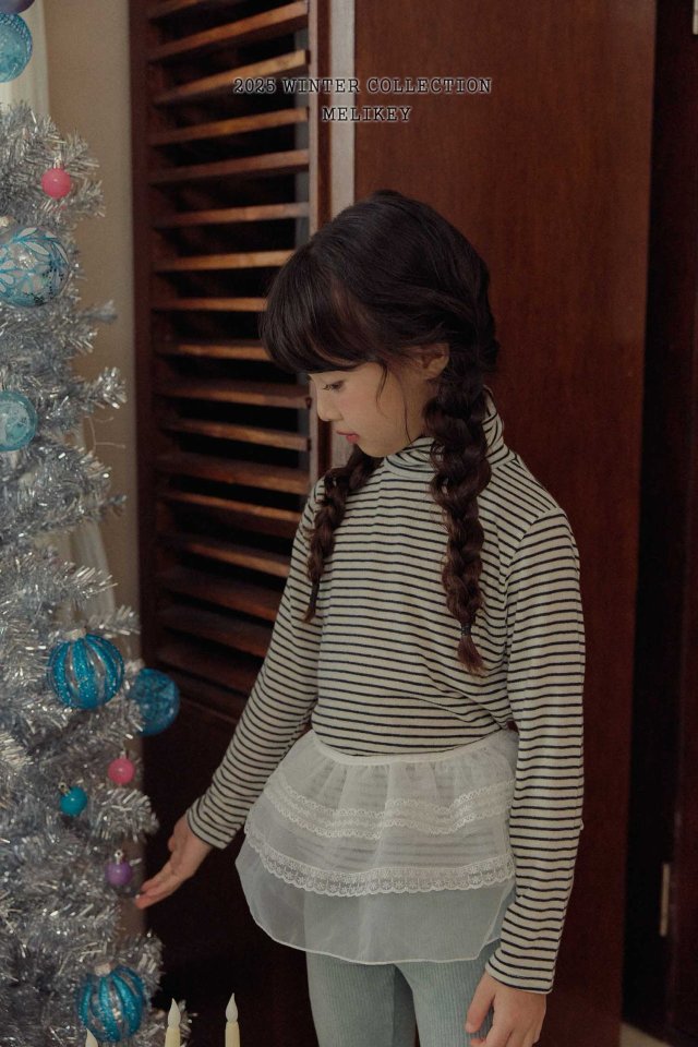 [PRE-ORDER] Merry Stripe Turtleneck T-Shirts