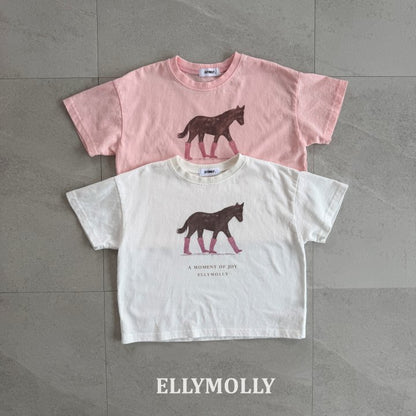 [PRE-ORDER] Blush Pony T-Shirts (Mom Couple)