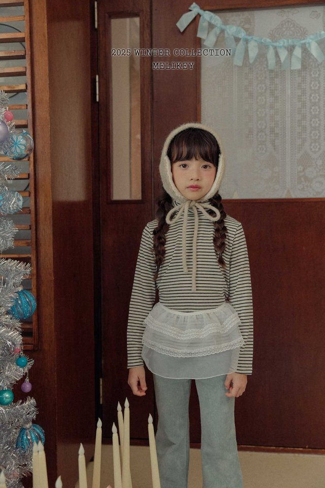 [PRE-ORDER] Merry Stripe Turtleneck T-Shirts