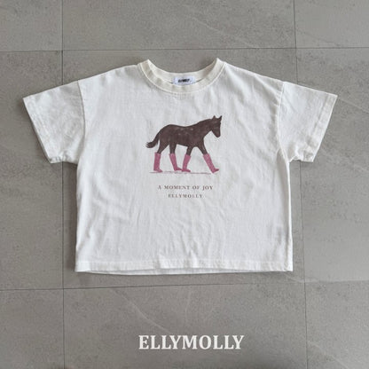 [PRE-ORDER] Blush Pony T-Shirts (Mom Couple)