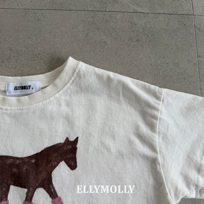 [PRE-ORDER] Blush Pony T-Shirts (Mom Couple)