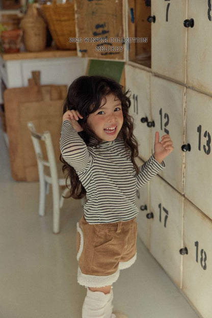 [PRE-ORDER] Merry Stripe Turtleneck T-Shirts