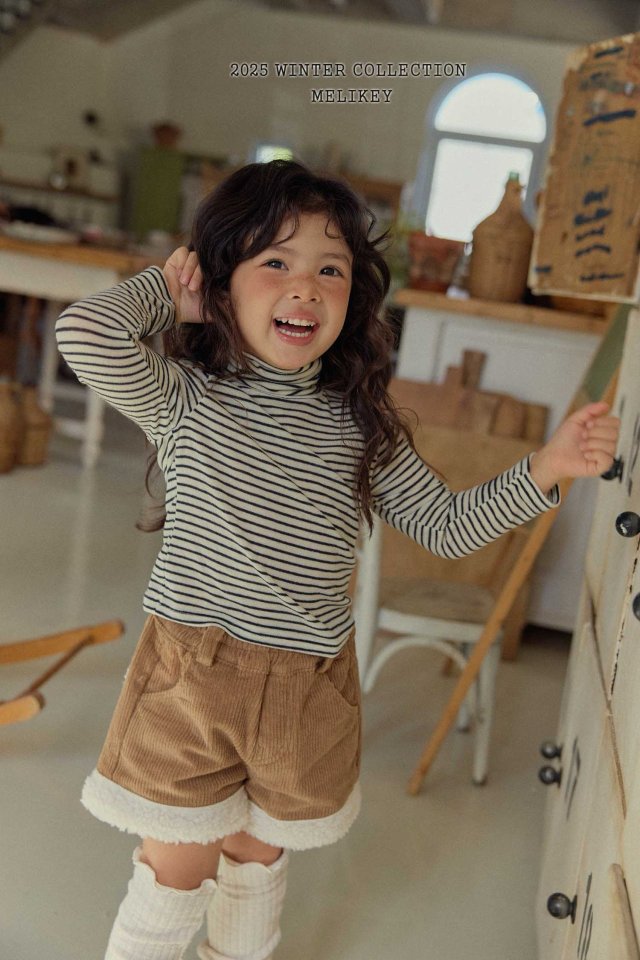 [PRE-ORDER] Merry Stripe Turtleneck T-Shirts