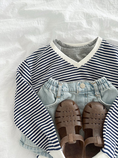 [PRE-ORDER] Summer Stripe Sweatshirts