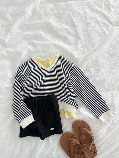 [PRE-ORDER] Summer Stripe Sweatshirts
