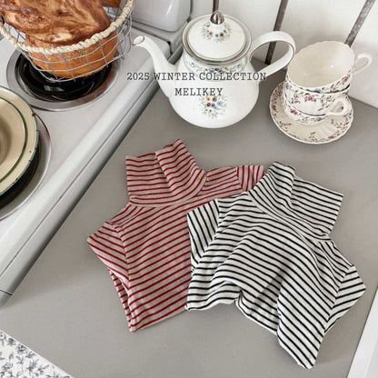 [PRE-ORDER] Merry Stripe Turtleneck T-Shirts