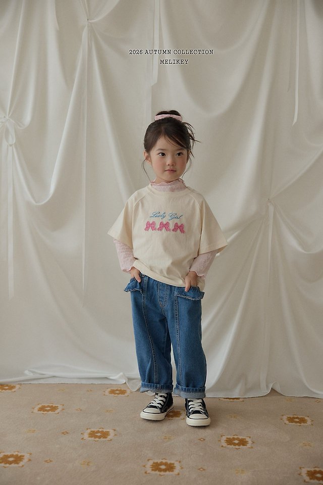 [PRE-ORDER] Lucky Ribbon T-Shirts