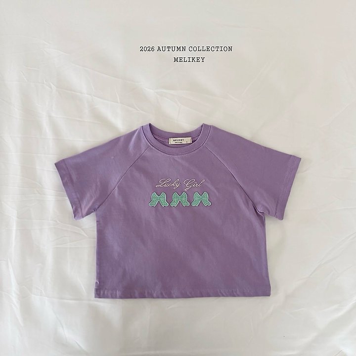 [PRE-ORDER] Lucky Ribbon T-Shirts