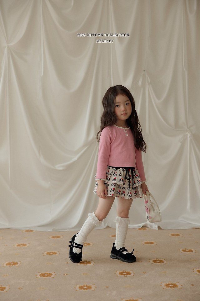 [PRE-ORDER] Ribbon Button T-Shirts