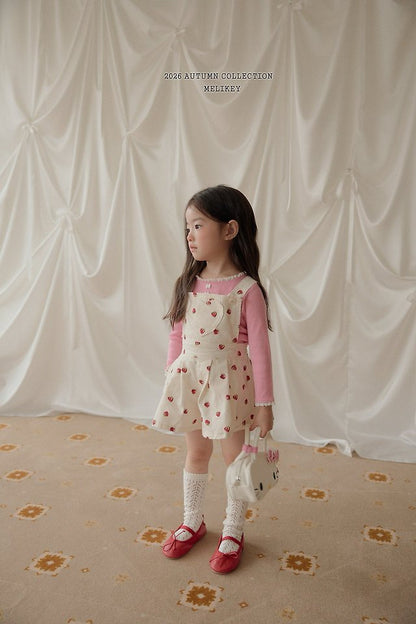 [PRE-ORDER] Strawberry Heart Overalls