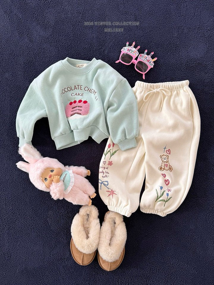 [PRE-ORDER] Choco Cake Sweatshirts