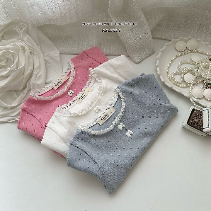 [PRE-ORDER] Ribbon Button T-Shirts