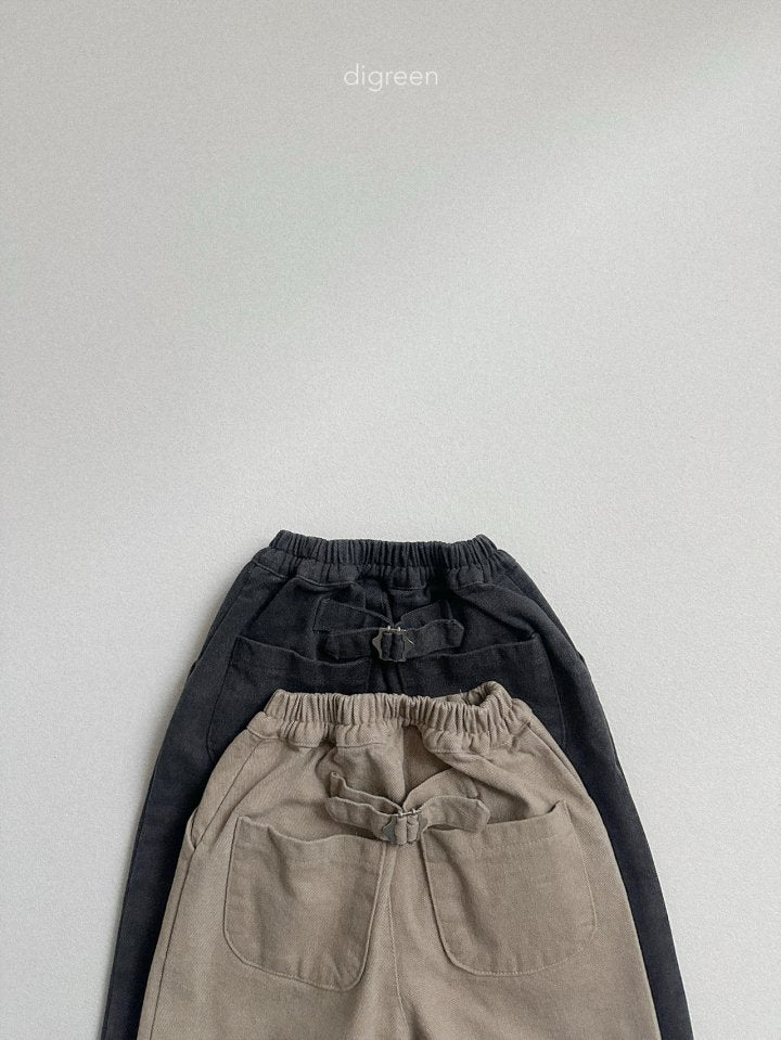 [PRE-ORDER] Minimal Pin-Tuck Pants