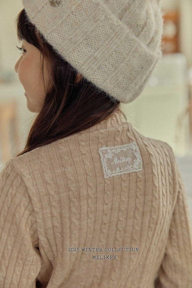 [PRE-ORDER] Cable Knit T-Shirts