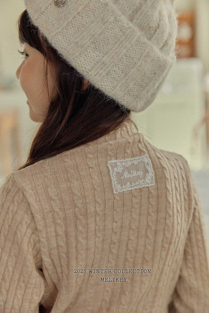 [PRE-ORDER] Cable Knit T-Shirts