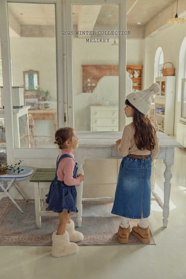 [PRE-ORDER] Cable Knit T-Shirts