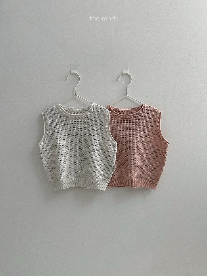 [PRE-ORDER] Eyelet Sweater Vest Top