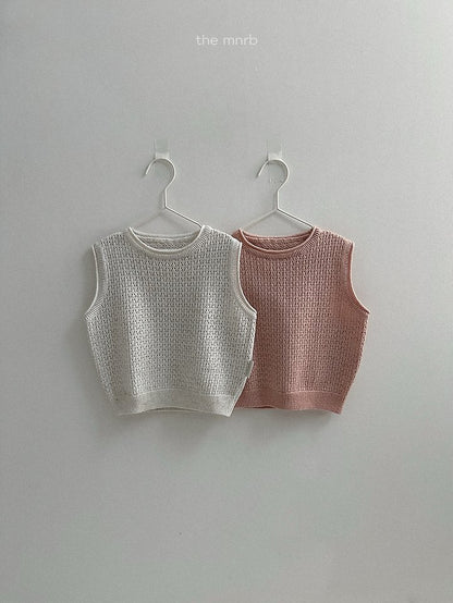 [PRE-ORDER] Eyelet Sweater Vest Top