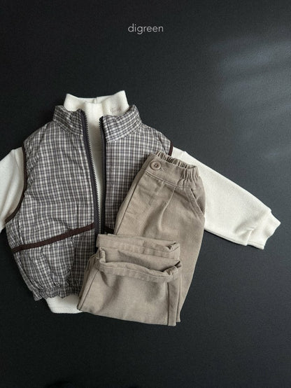 [PRE-ORDER] Minimal Pin-Tuck Pants