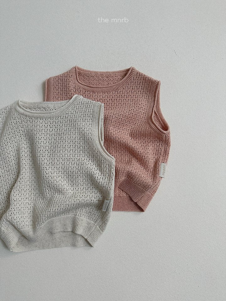 [PRE-ORDER] Eyelet Sweater Vest Top