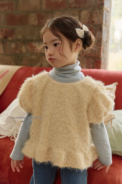 [PRE-ORDER] Fluffy Frill Puff T-Shirts