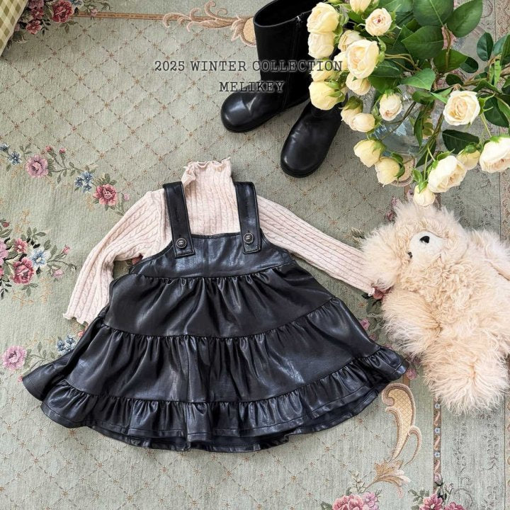 [PRE-ORDER] Cable Knit T-Shirts