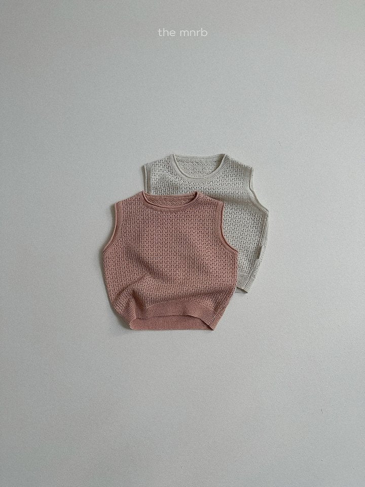 [PRE-ORDER] Eyelet Sweater Vest Top
