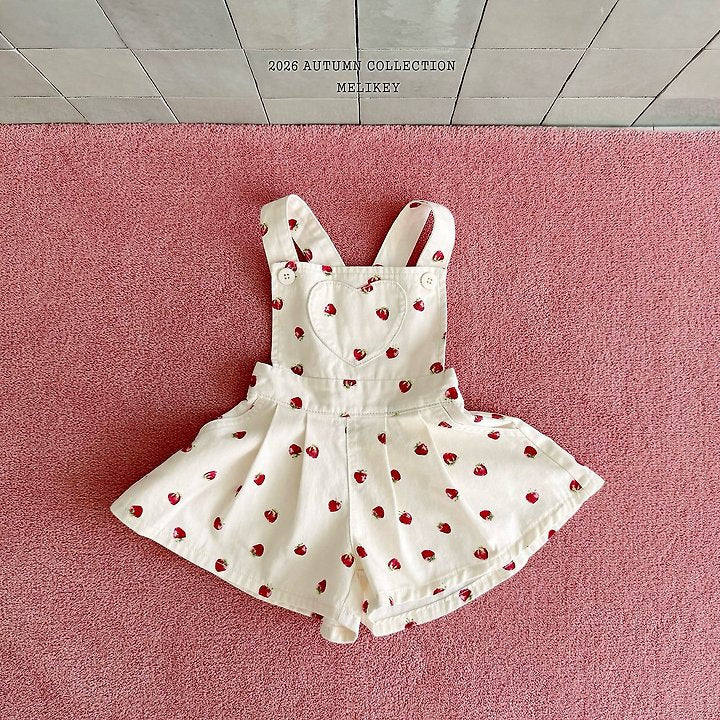 [PRE-ORDER] Strawberry Heart Overalls