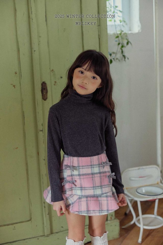 [PRE-ORDER] Snow Wool Turtleneck T-Shirts