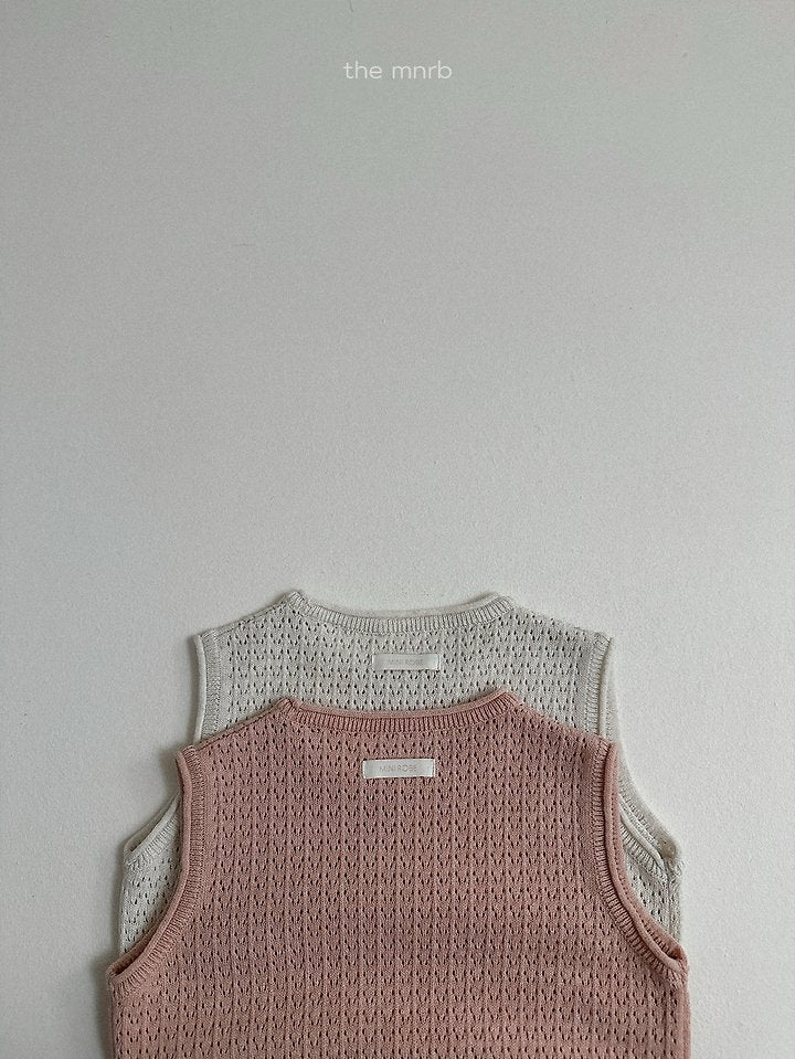 [PRE-ORDER] Eyelet Sweater Vest Top