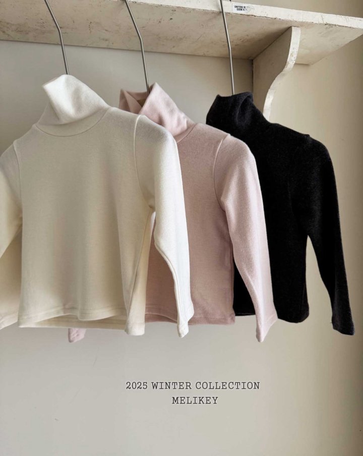 [PRE-ORDER] Snow Wool Turtleneck T-Shirts
