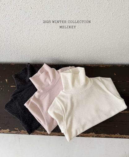 [PRE-ORDER] Snow Wool Turtleneck T-Shirts