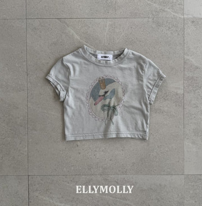 [PRE-ORDER] Elly Swan T-Shirts