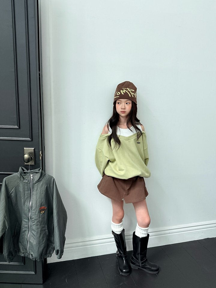[PRE-ORDER] V-Trim Sweatshirts