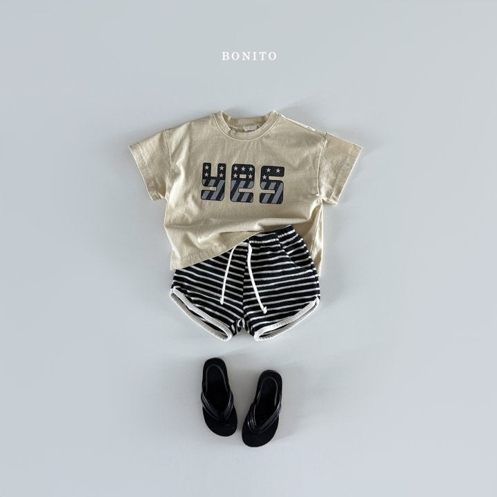 [PRE-ORDER] Yes T-Shirts (Mom Couple)