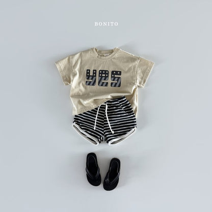 [PRE-ORDER] Yes T-Shirts (Mom Couple)