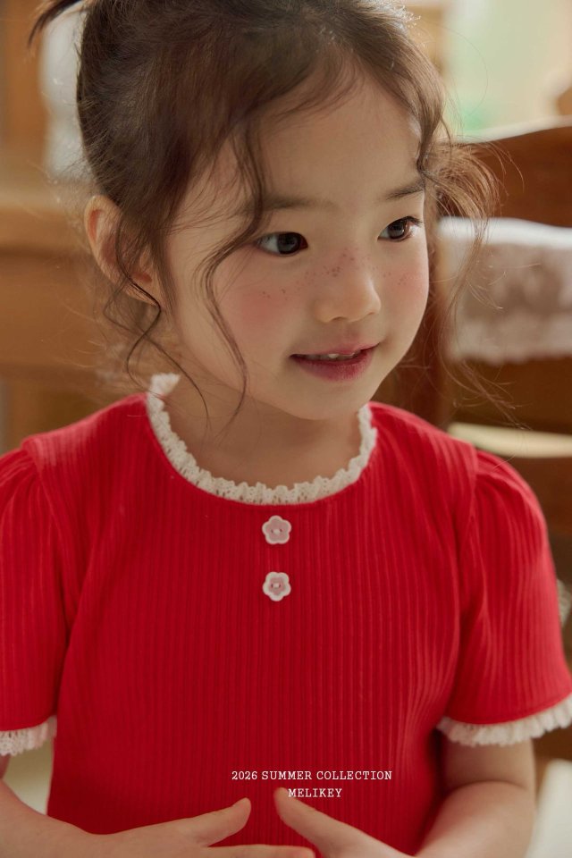 [PRE-ORDER] Soft Lace T-Shirts