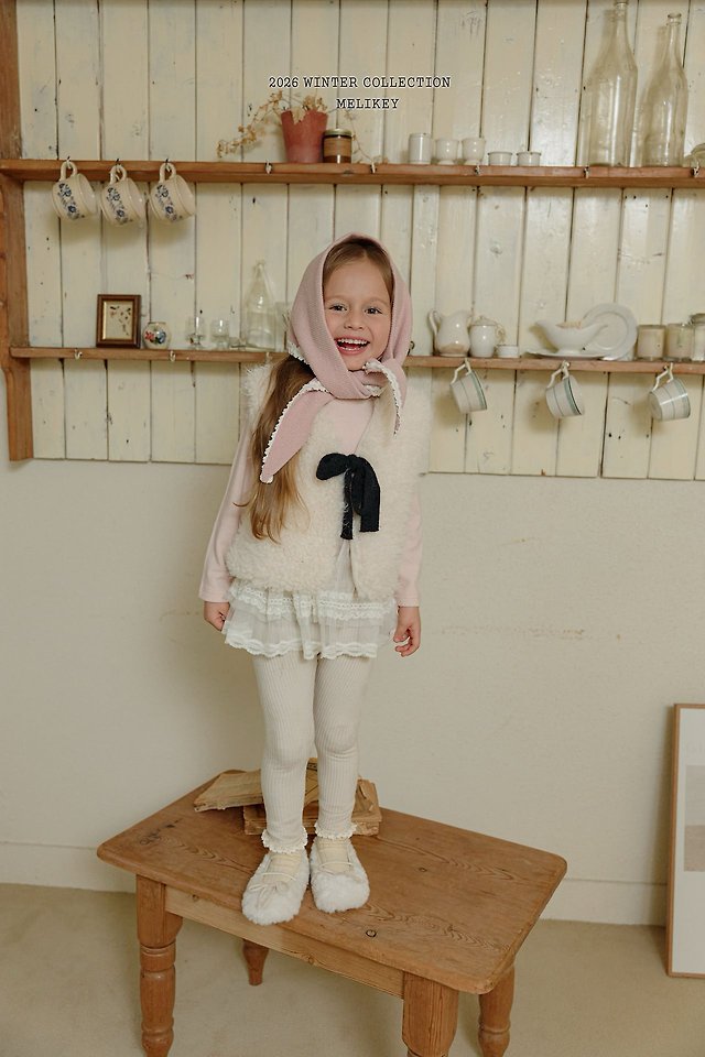 [PRE-ORDER] Pom Pom Sha Frill