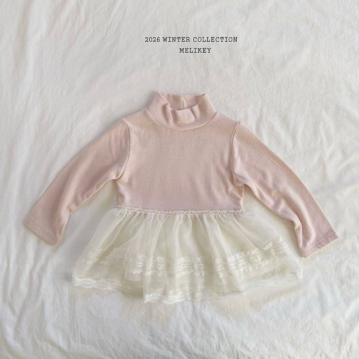 [PRE-ORDER] Pom Pom Sha Frill
