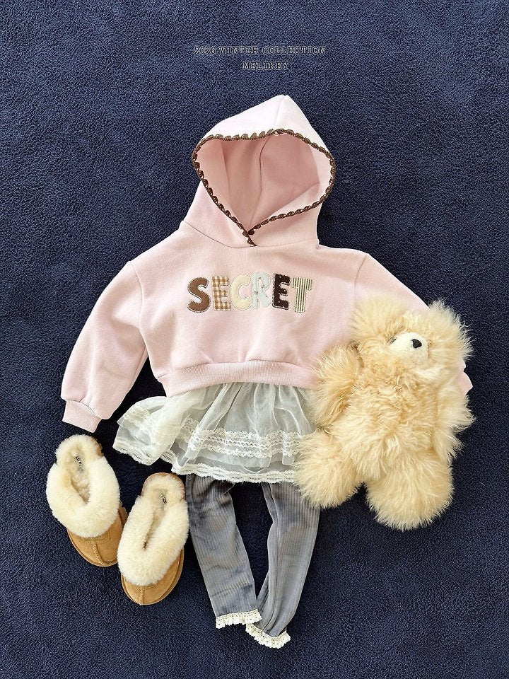 [PRE-ORDER] Pom Pom Sha Frill