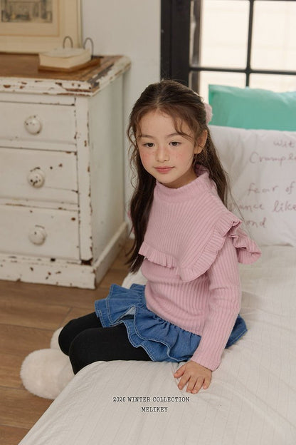 [PRE-ORDER] Cape + Frill T-Shirts