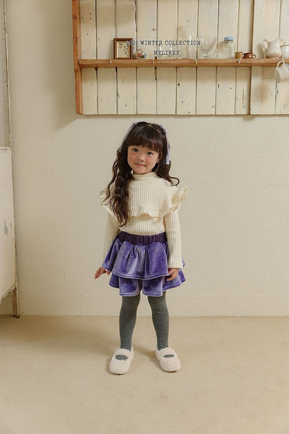 [PRE-ORDER] Cape + Frill T-Shirts