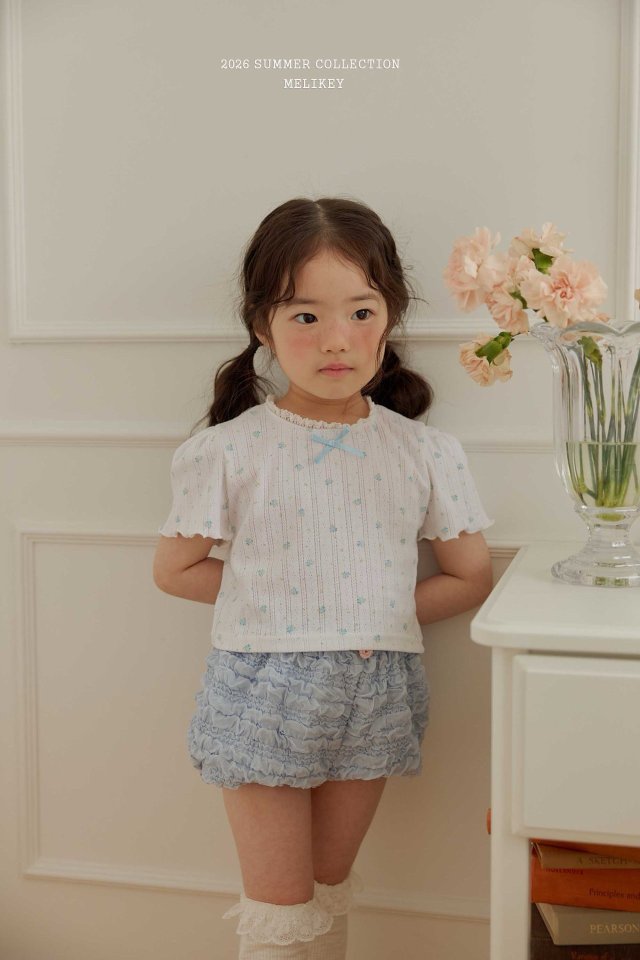 [PRE-ORDER] May Floral T-Shirts